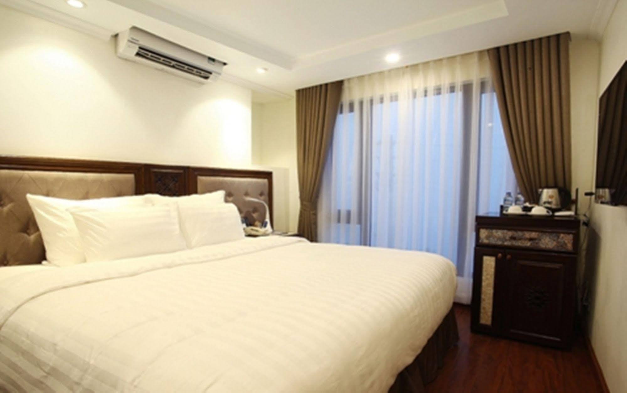 Paris Boutique Hotel Sapa Exterior photo
