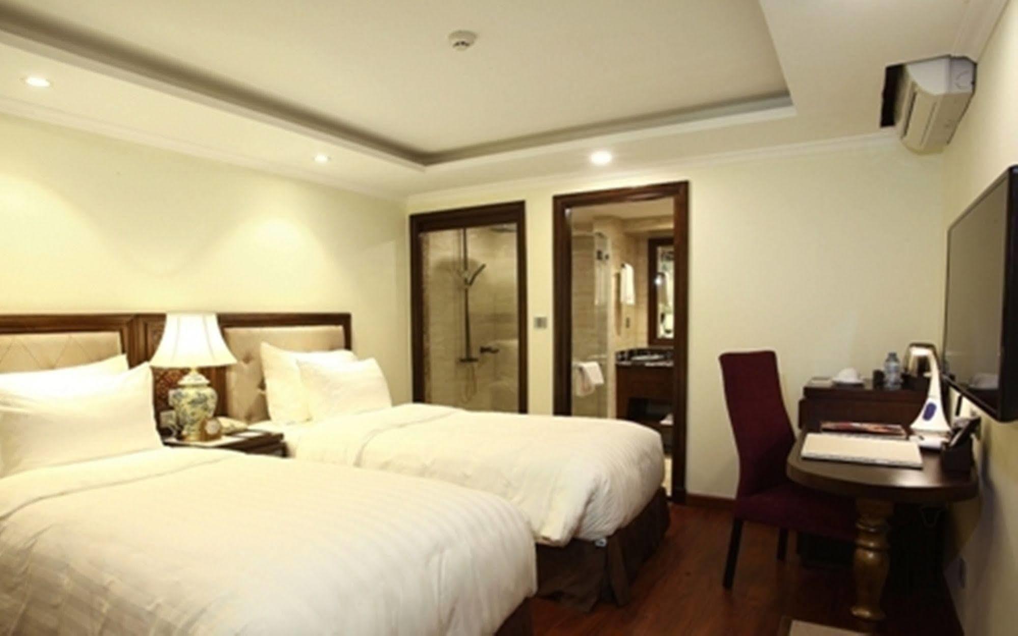 Paris Boutique Hotel Sapa Exterior photo